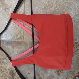 Size 4 Lululemon Criss Cross Strappy Sports Bra